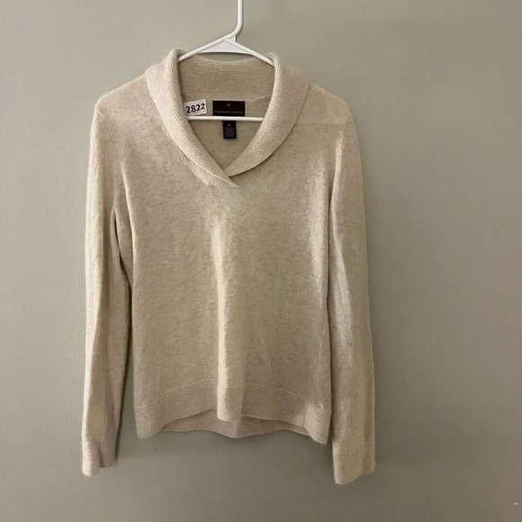 Fenn Wright Manson Womens Ivory Pullover Sweater Medium Knitted Angora Wool - Picture 4 of 7